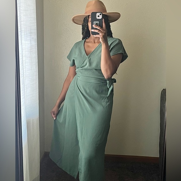 Green Zara Wrap Dress - Picture 3 of 9